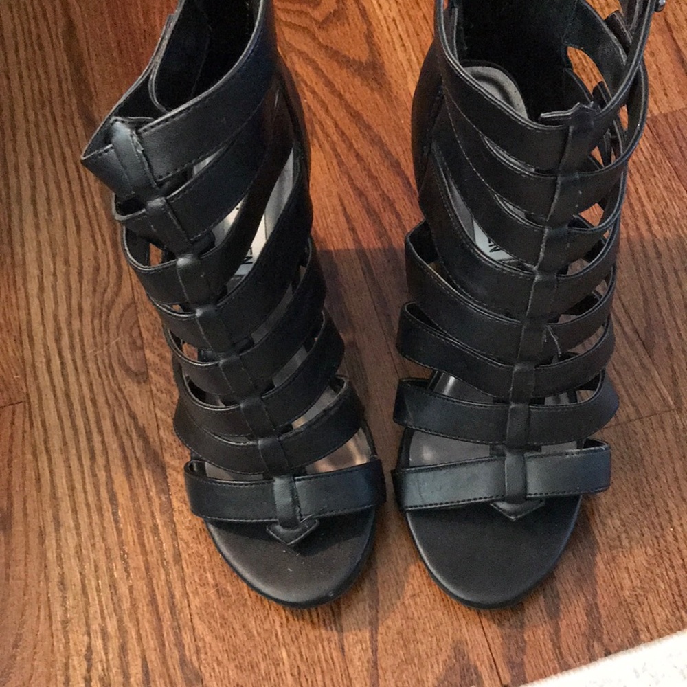 Caged thick heels
